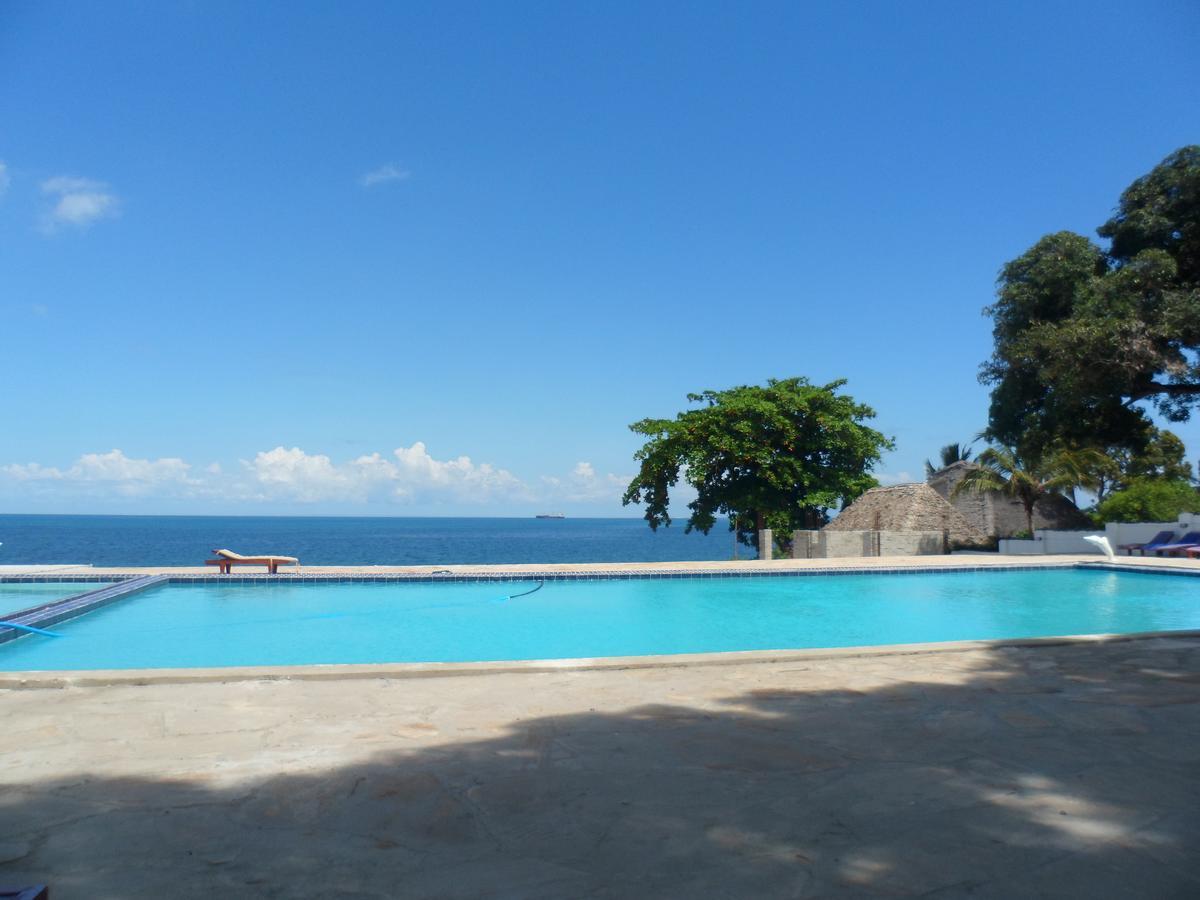 Amaan Ocean Hotel Kihinani Bububu Eksteriør bilde