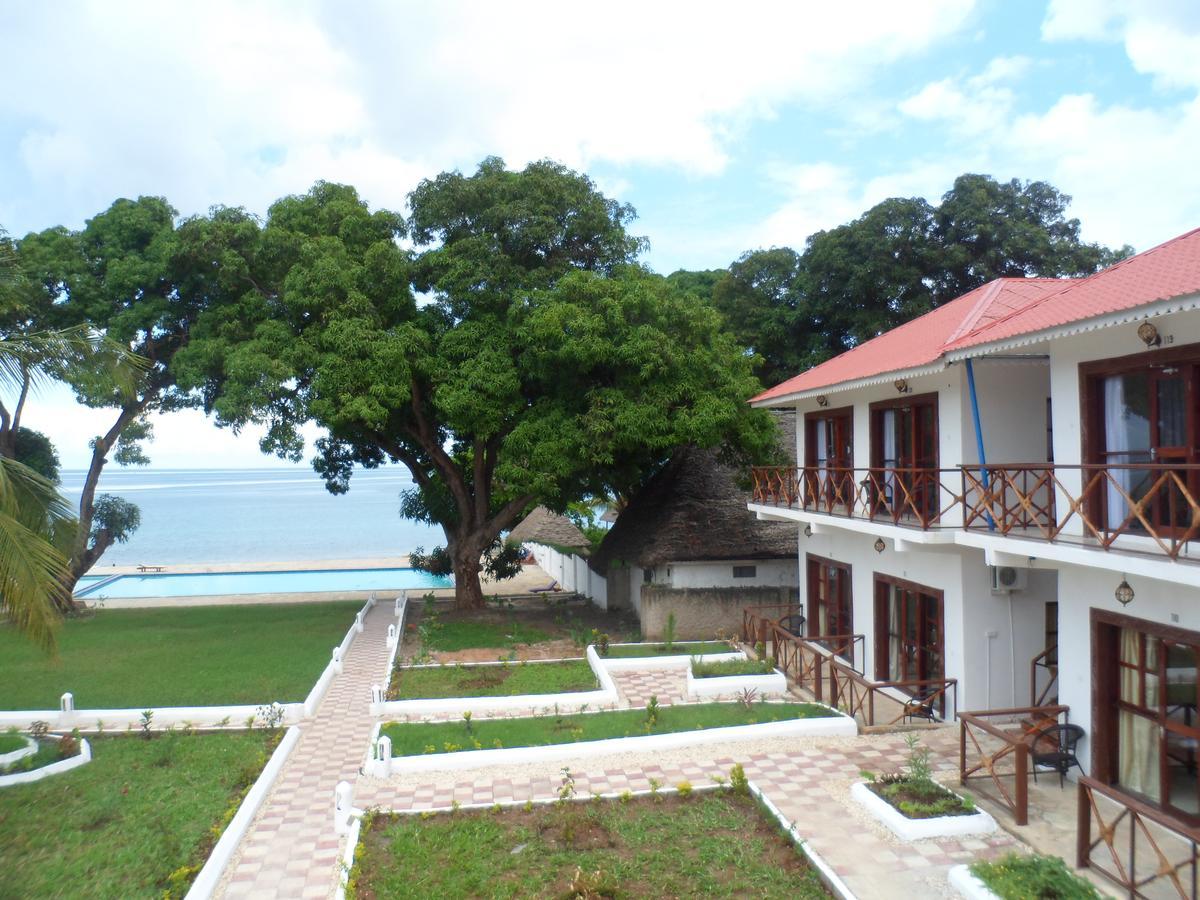 Amaan Ocean Hotel Kihinani Bububu Eksteriør bilde