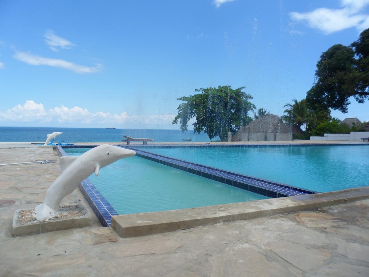 Amaan Ocean Hotel Kihinani Bububu Eksteriør bilde