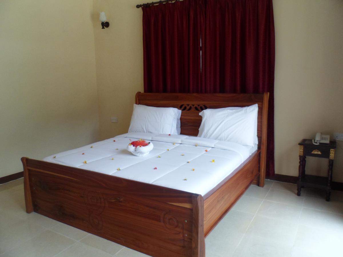 Amaan Ocean Hotel Kihinani Bububu Eksteriør bilde