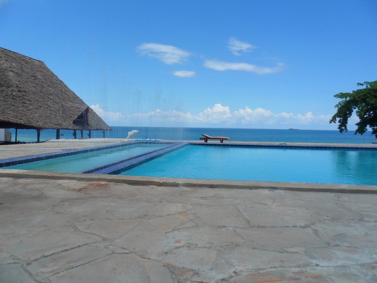 Amaan Ocean Hotel Kihinani Bububu Eksteriør bilde