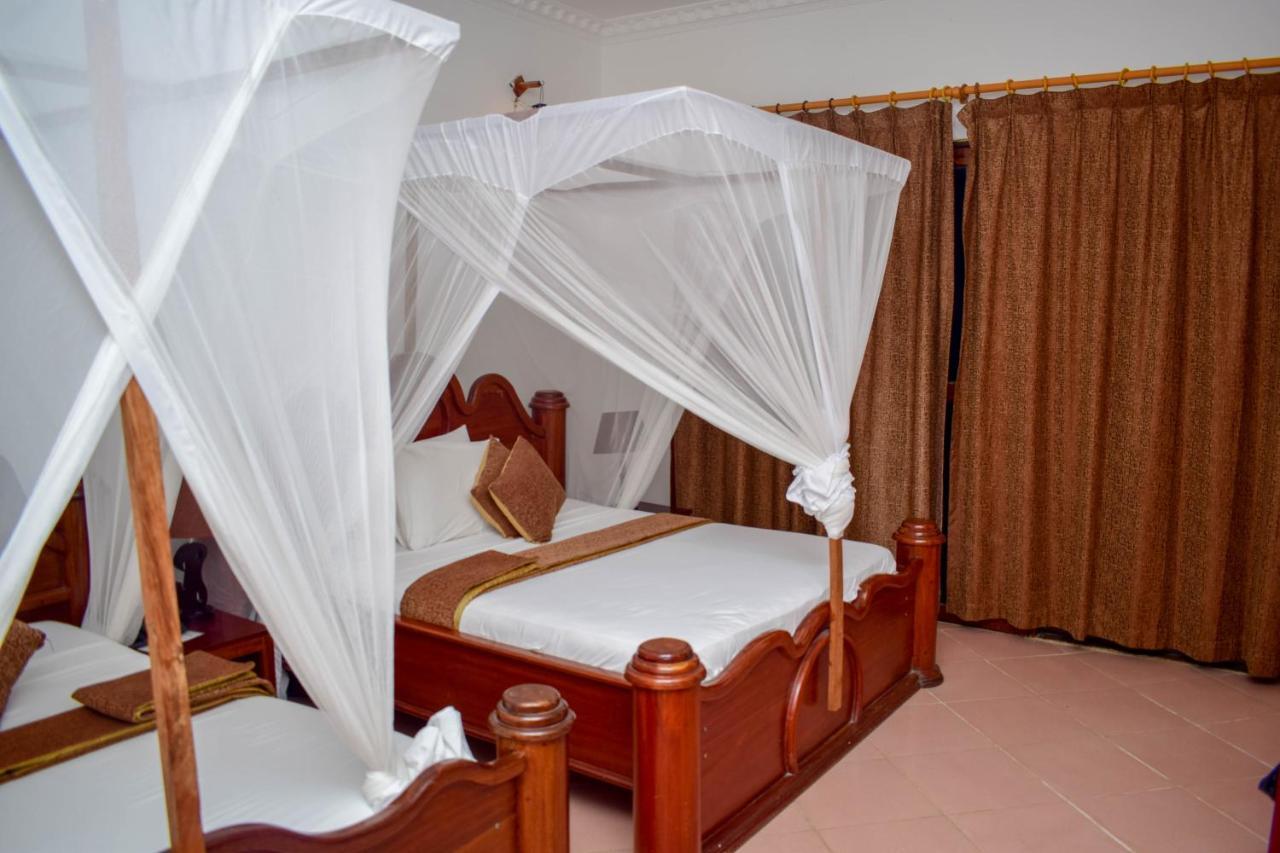 Amaan Ocean Hotel Kihinani Bububu Eksteriør bilde